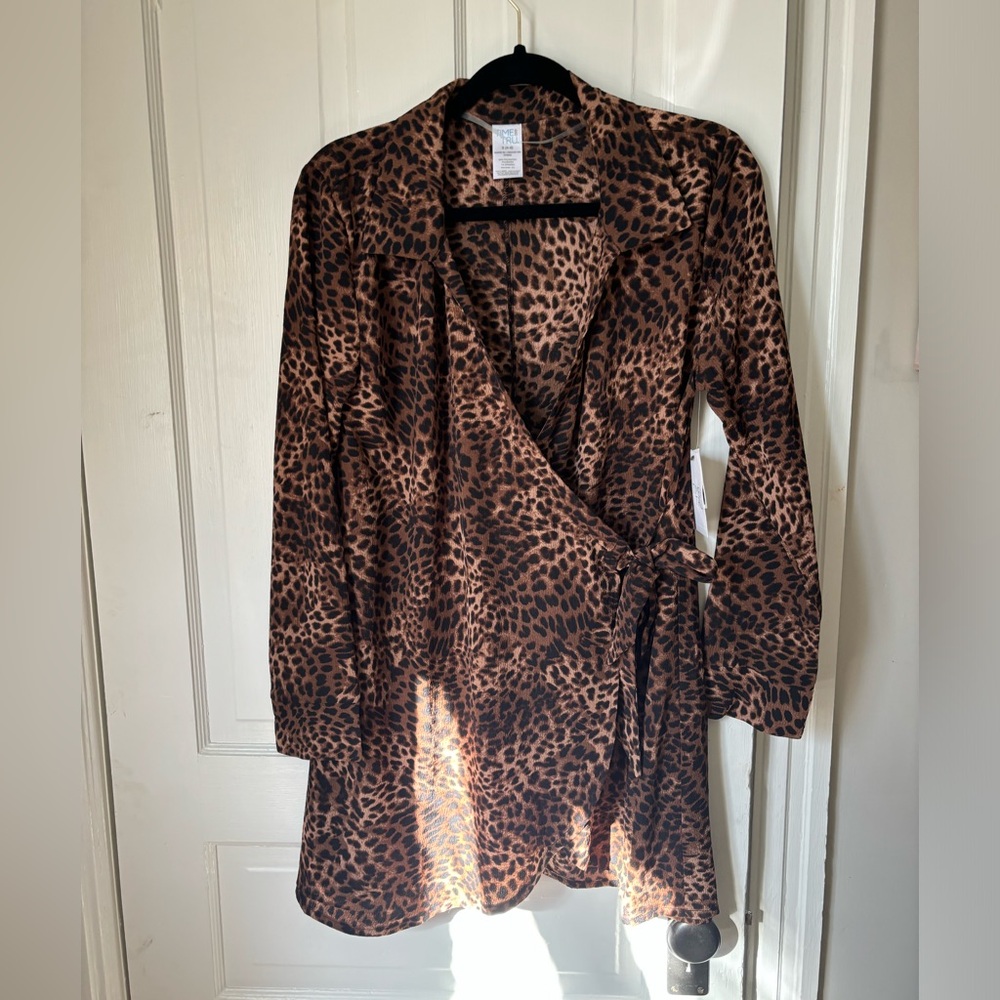 Time and try, size small, leopard print wrap dress